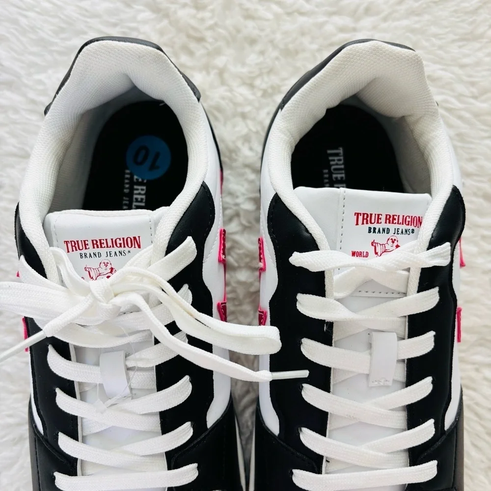 True Religion Arthur S Black and White Sneakers with Red Accents Logo size 10 M